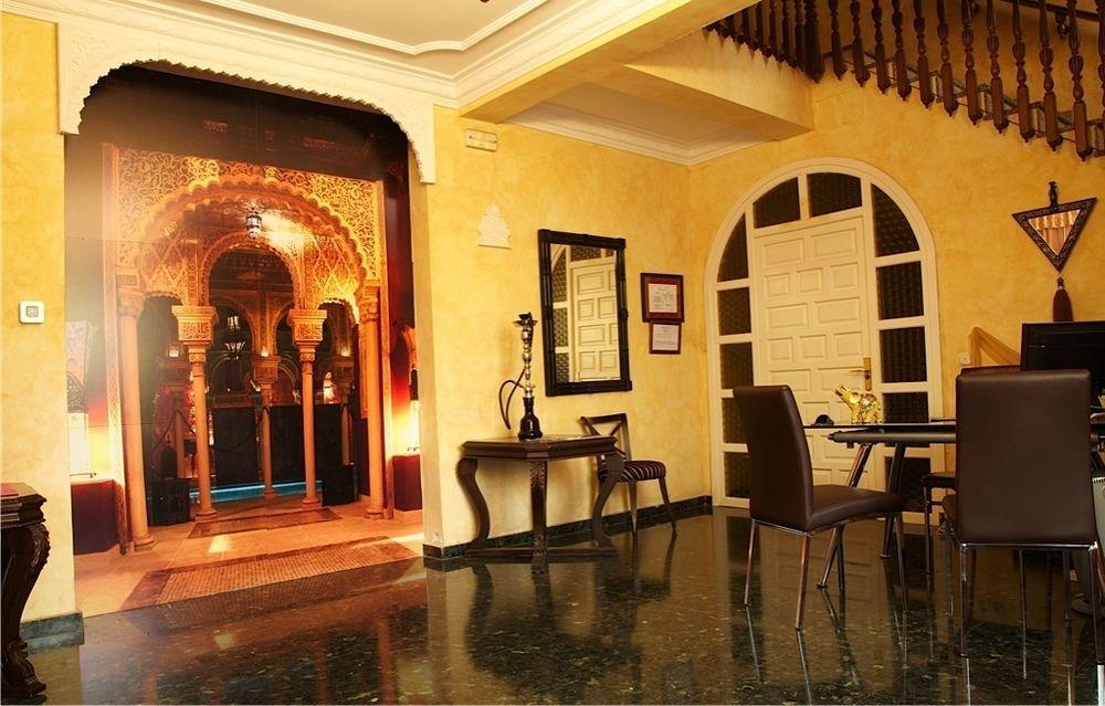 Hotel Tematico Costa Del Sol Торремолинос Экстерьер фото