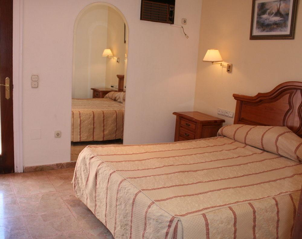 Hotel Tematico Costa Del Sol Торремолинос Экстерьер фото